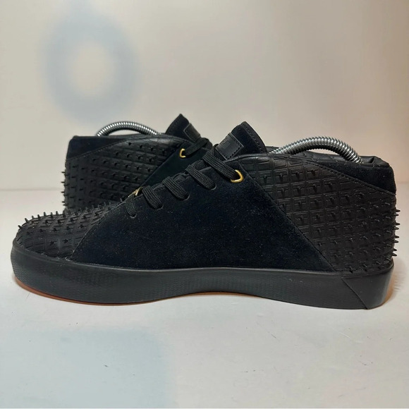 Nike Lebron 13 Lifestyle Black 806396-001 Mens Size 9 Metallic Gold Red - Picture 3 of 9